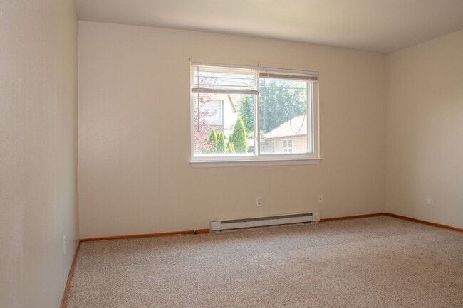 Building Photo - 420 W Mather St