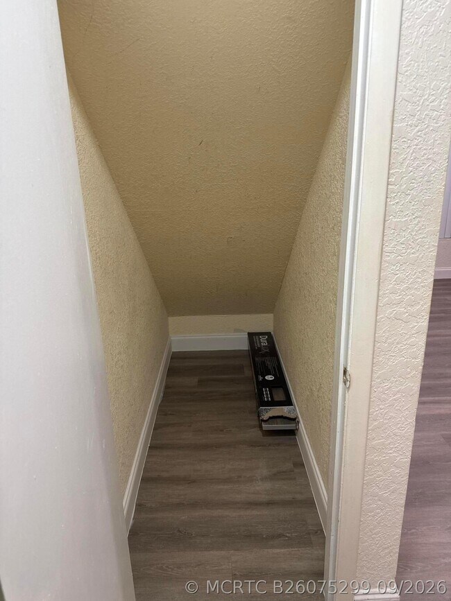 Foto del edificio - 4720 NW 9th Ct