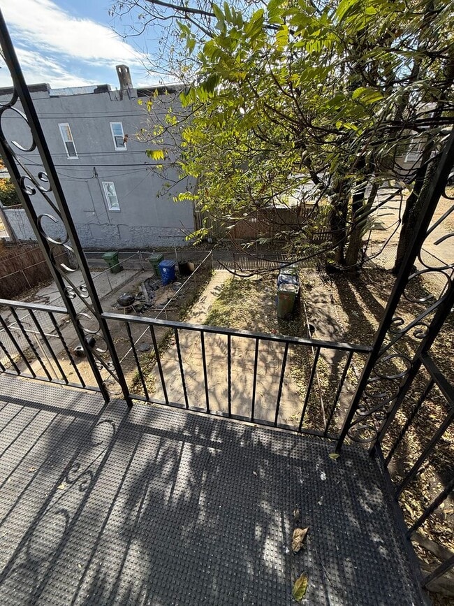 Photo - Newly Renovated 4BR/2BA Family Home in Win...