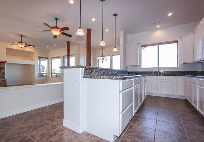 Building Photo - 1338 Mandi Ct