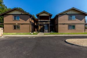 Building Photo - 1051 E Park St