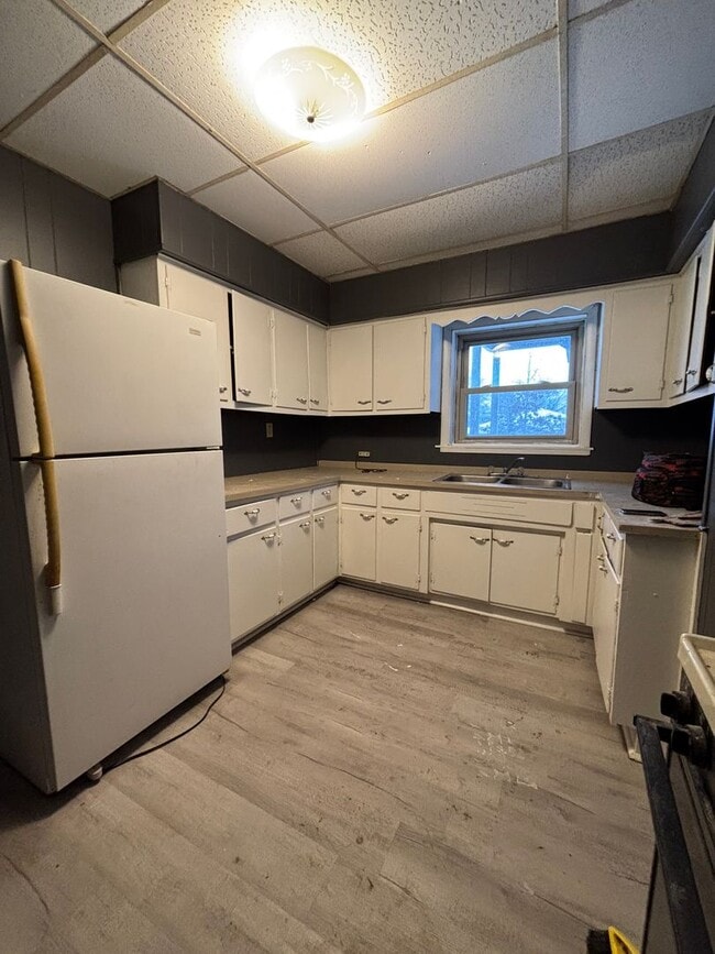 Building Photo - 3 Bdrm 1.5 Bath Duplex in Union Township