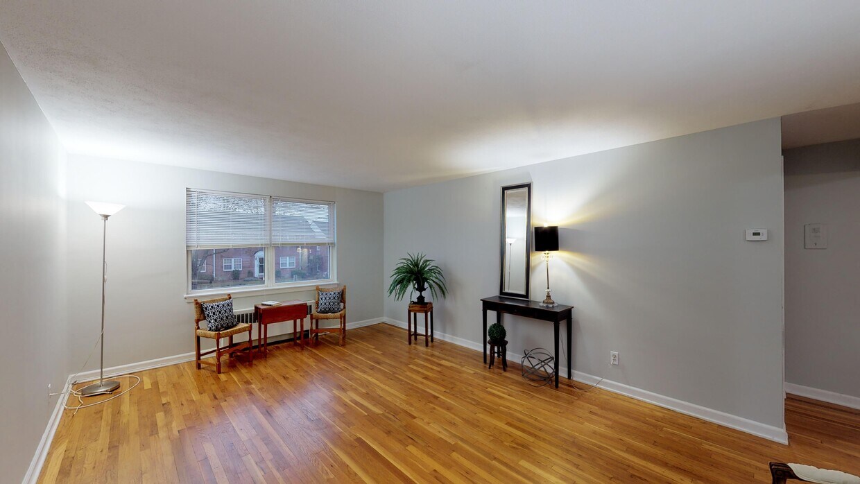 32 Arnold Way Unit 1, West Hartford, CT 06119 Condo for Rent in West