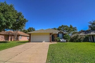 Building Photo - 2407 Antelope Ln