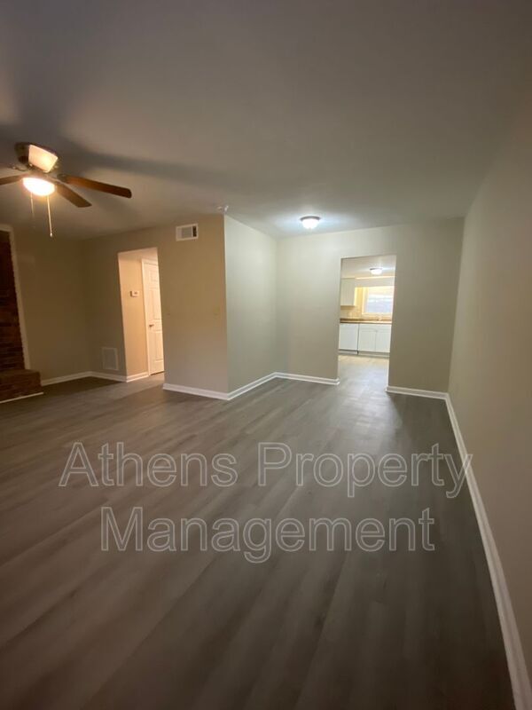 Building Photo - 187 Shoemaker Ct