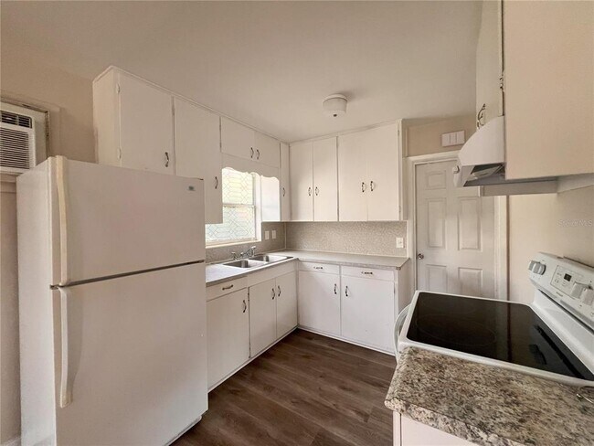 Foto del edificio - 846 E Walnut St