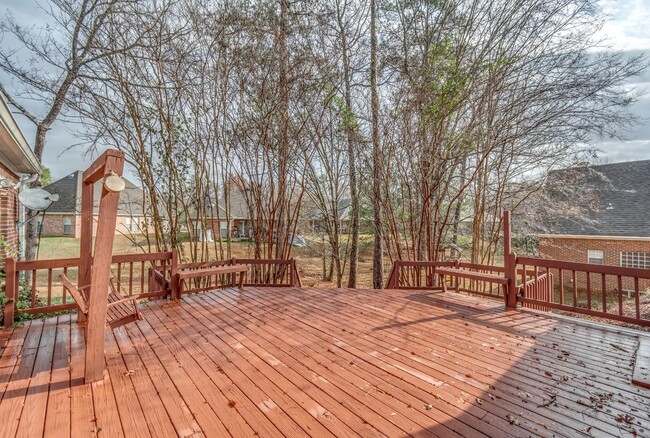 Building Photo - 340 Willow Ridge Cove