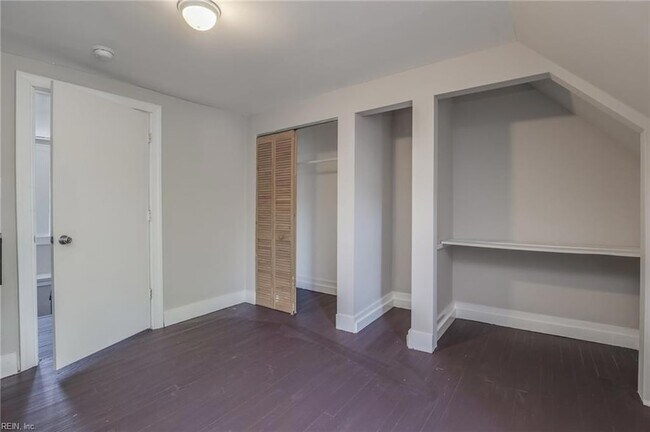 Foto del edificio - 3901 Newport Ave