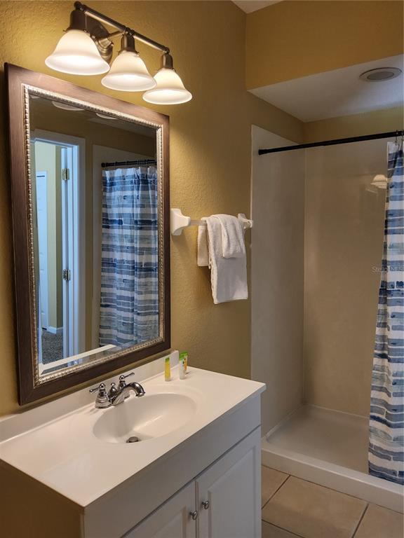 Building Photo - 8013 Cool Breeze Dr