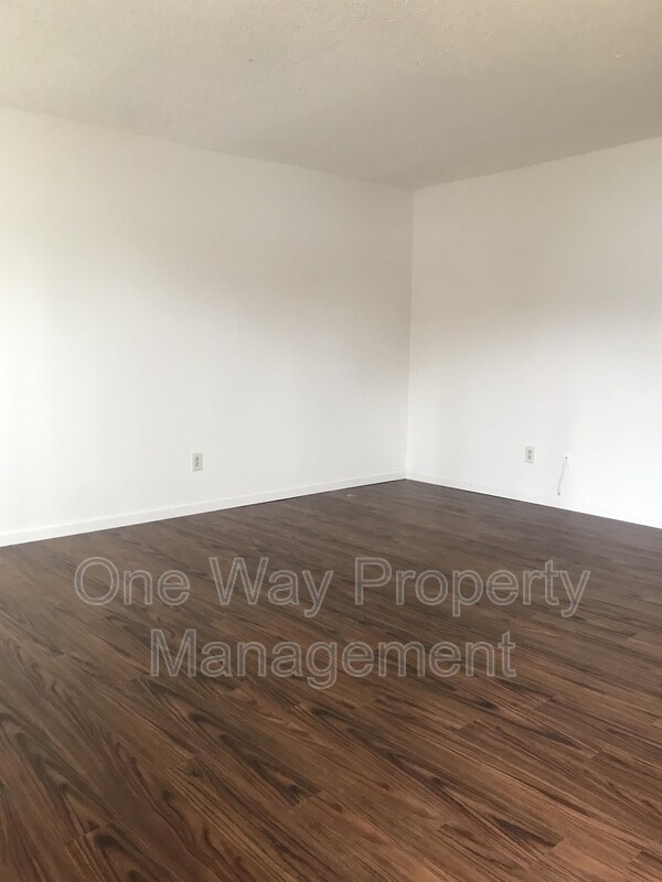 Foto del edificio - 1417 W Allison Rd