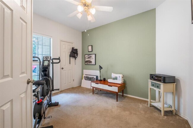 Building Photo - 16853 Tortoise St