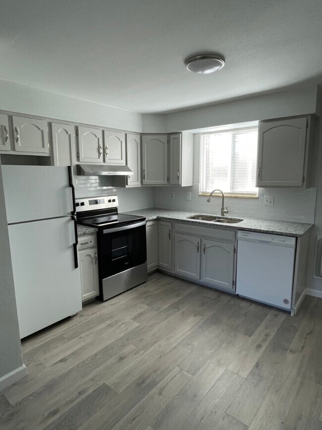 1434 Caddoa Dr Unit 1, Loveland, CO 80538 Condo for Rent in Loveland