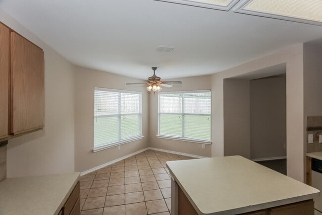 Foto del edificio - 629 Gibson St