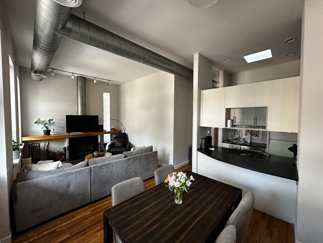 living - dining - kitchen - 1906 N Hermitage Ave