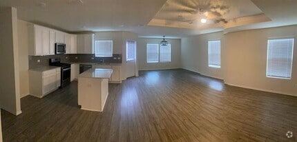Building Photo - 5549 Cherokee Rose Dr