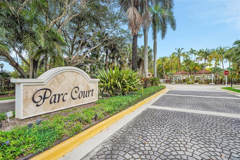 Foto principal - 9312 NW 9th Pl