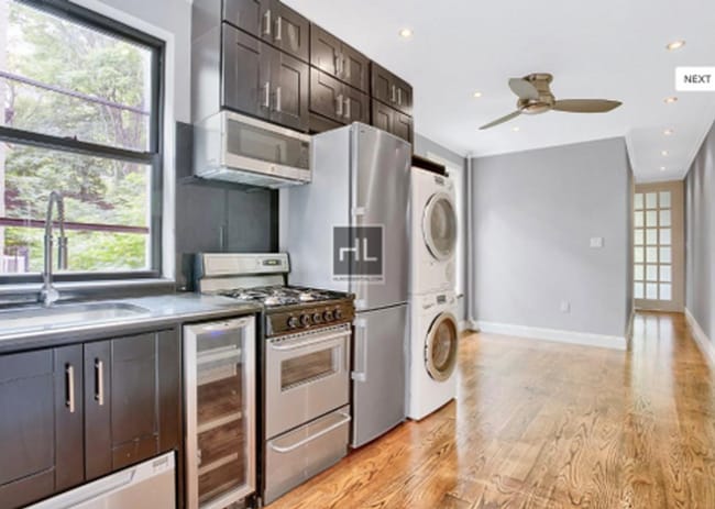 Building Photo - East 105th Street