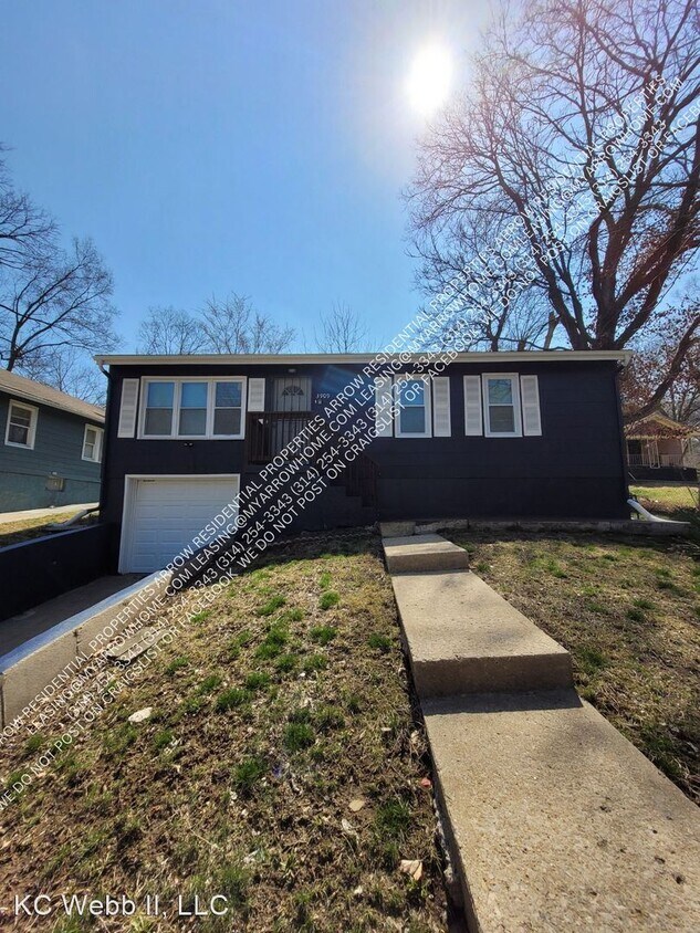 Foto principal - 3 br, 1.5 bath House - 3909 E 60th Ter