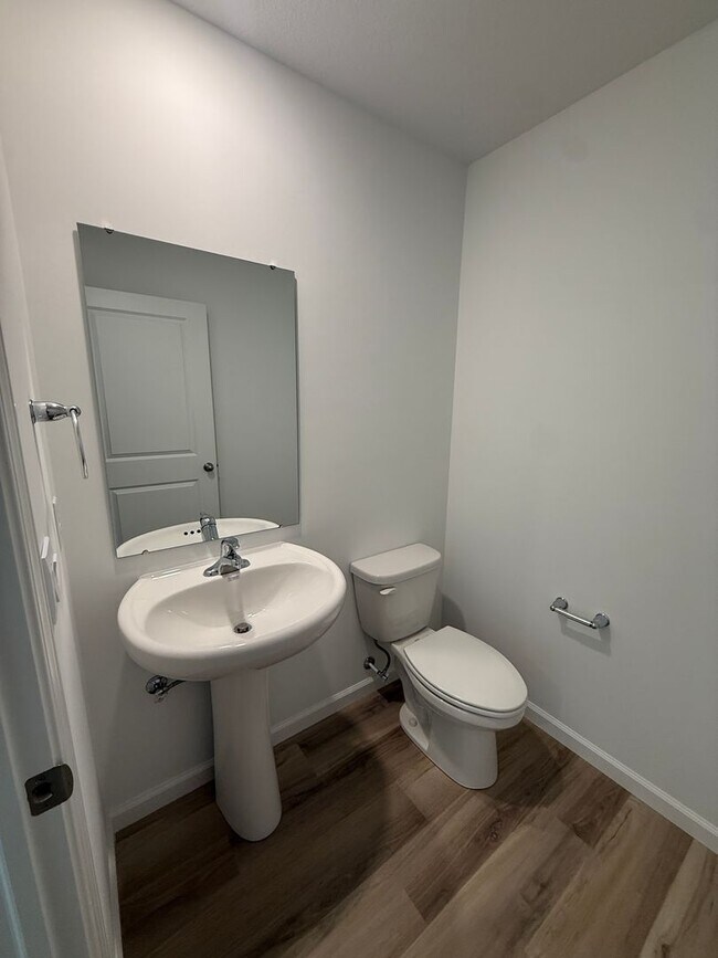 Foto del edificio - 3902 Bradley Dr