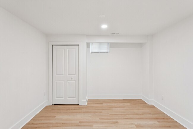 Foto del edificio - 4711 Norwich Rd