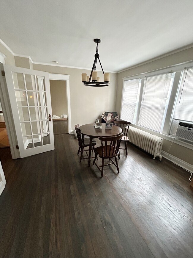 Foto del edificio - 3246 W 110th St