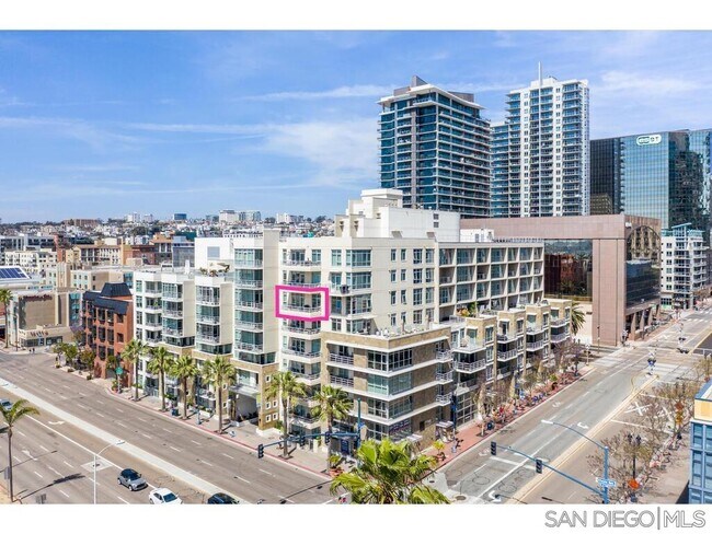 Foto del edificio - 1431 Pacific Hwy