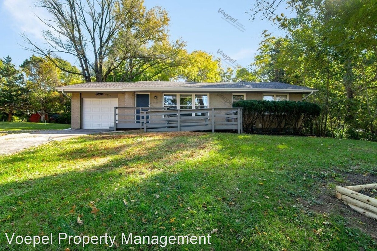 Primary Photo - 3 br, 2 bath House - 6537 Sears Dr.