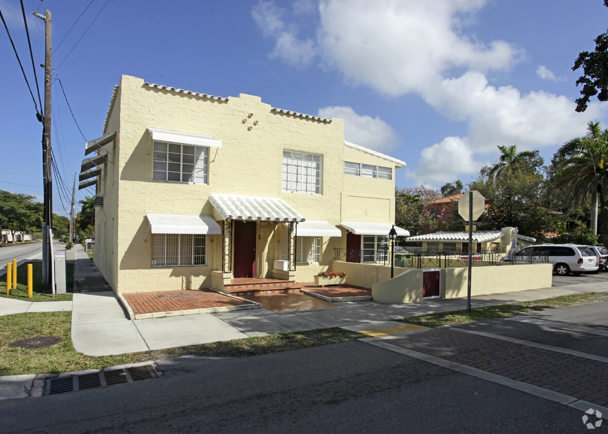 Primary Photo - 12289 NE 7th Ave