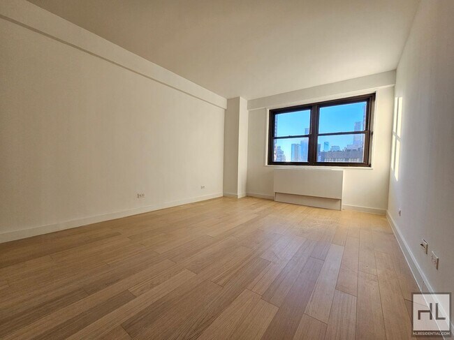Foto del edificio - Luxury 1 Bed, 1.5 Bath on 23rd Floor in Mu...