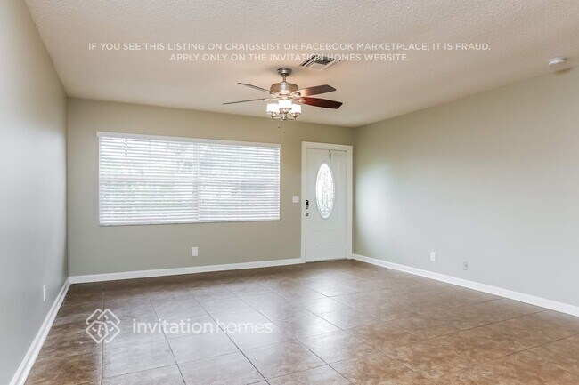 Foto del edificio - 6713 Riparian Rd