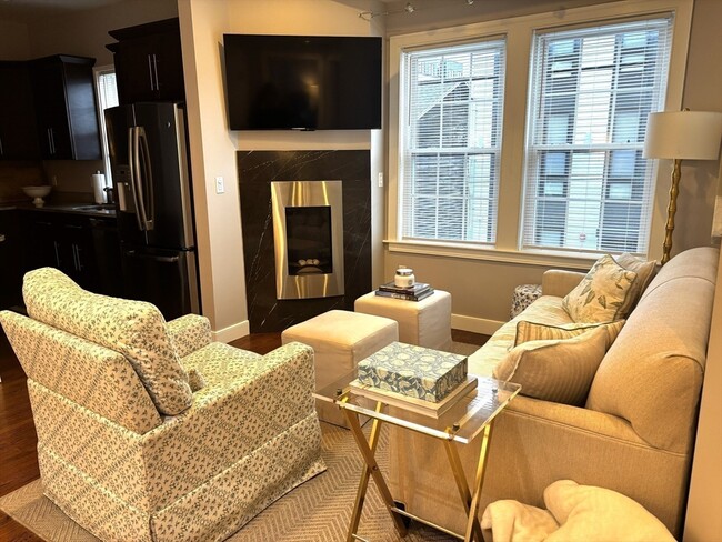 Foto del edificio - 177 E St