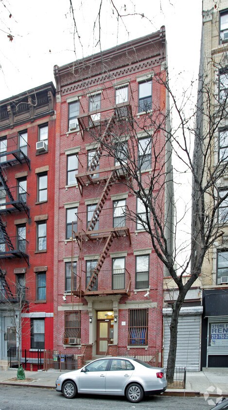 Primary Photo - 131 E 101st St