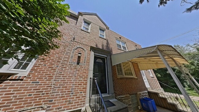 Building Photo - 2413 N 50th St