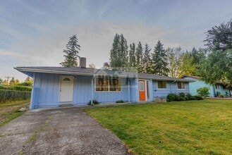 Building Photo - 2010 Cascade Pl W