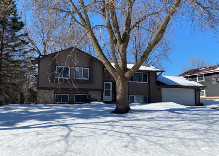 Primary Photo - 6865 Buckingham Road, Woodbury, MN, 55125