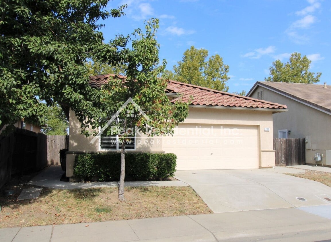 Primary Photo - 2 br, 2 bath House - 200 Sun Shower Circle