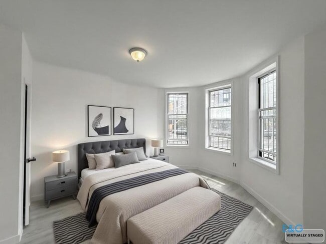 Building Photo - 3 bedroom in BROOKLYN NY 11233