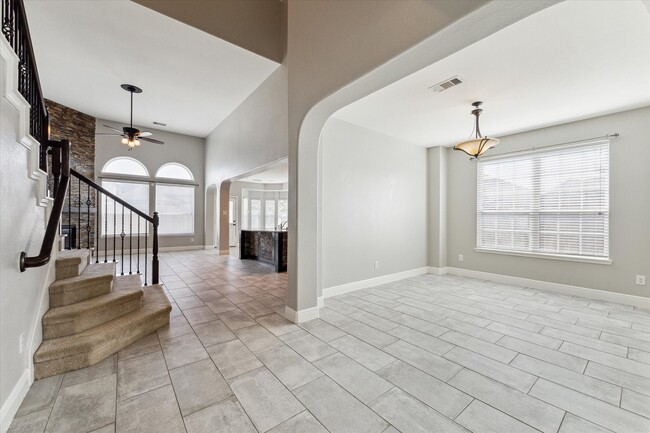Building Photo - 6159 Flint Ct