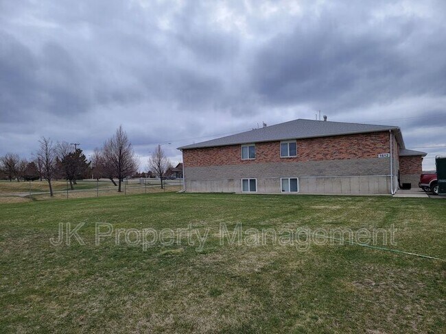 Foto del edificio - 1612 Sand Ct