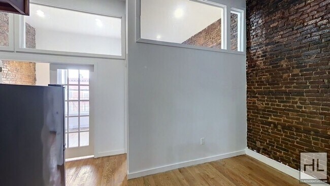 Building Photo - NOSTRAND AVENUE / Bright and Spacious 2-Be...