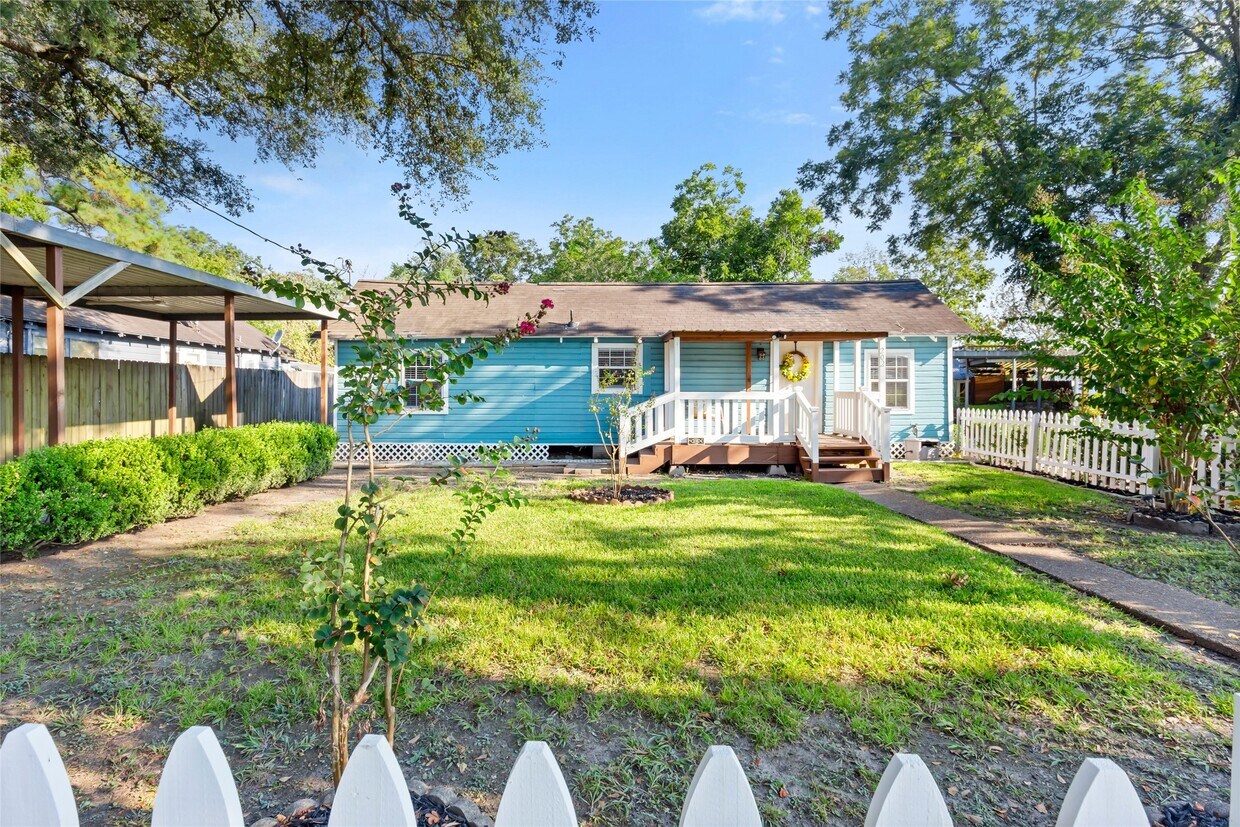 Foto principal - 202 W Jordan St