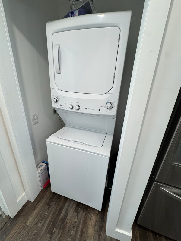 Foto del edificio - 8101 Freeze Rd