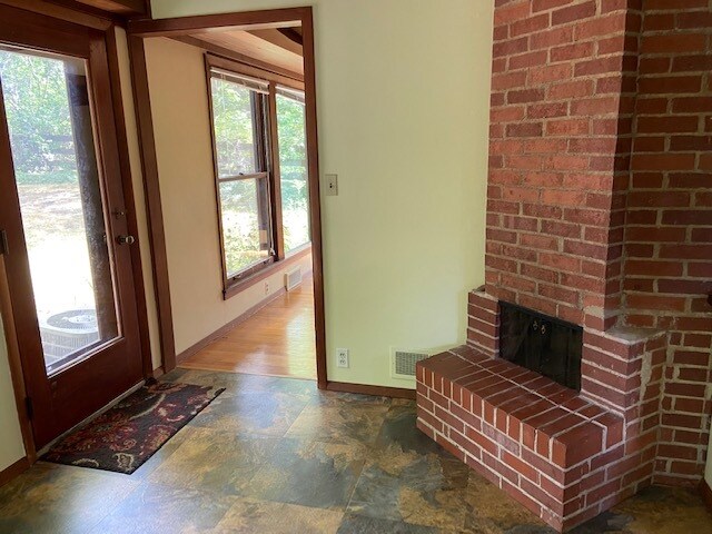Dining room/back door - 839 Mount Pleasant Ave