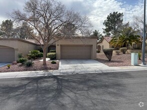 Building Photo - 9525 Yucca Blossom Dr