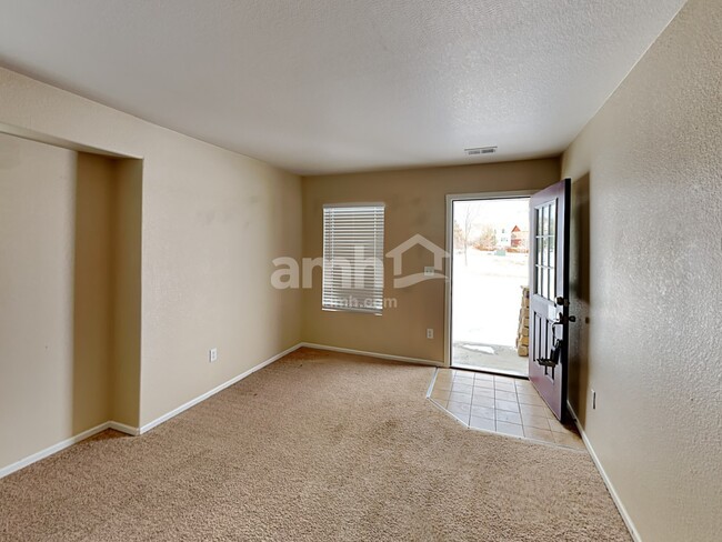 Foto del edificio - 2500 Coach House Loop