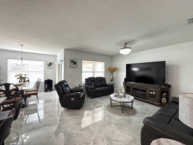 Foto del edificio - 239 Willow Bend Dr
