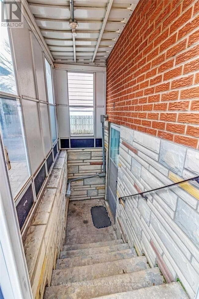 Photo du bâtiment - 745 Ascot Ave