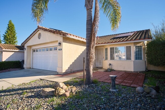 Foto del edificio - Lovely 3 Bedroom Home!