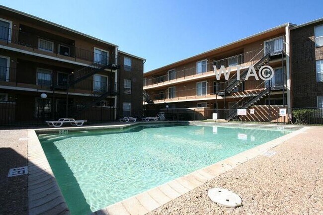 Building Photo - 1 bedroom in AUSTIN TX 78745
