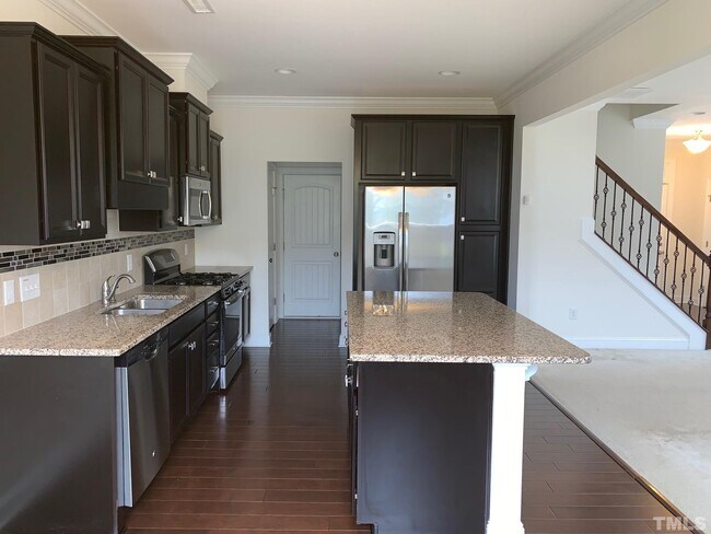 Building Photo - 428 Talons Rest Way